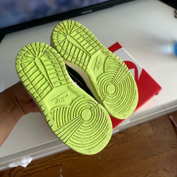 Toddler Nike Dunks Size 10C - Picture 3 of 5